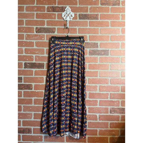 Emily Stacy | Colorful Patterned Maxi Skirt - Picture 1 of 4